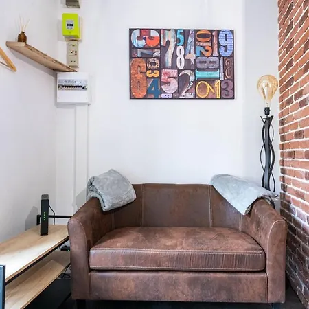 Le Broadway ~ Terrasse ~ Proche Gare Apartment Saint-Cheron Exterior photo